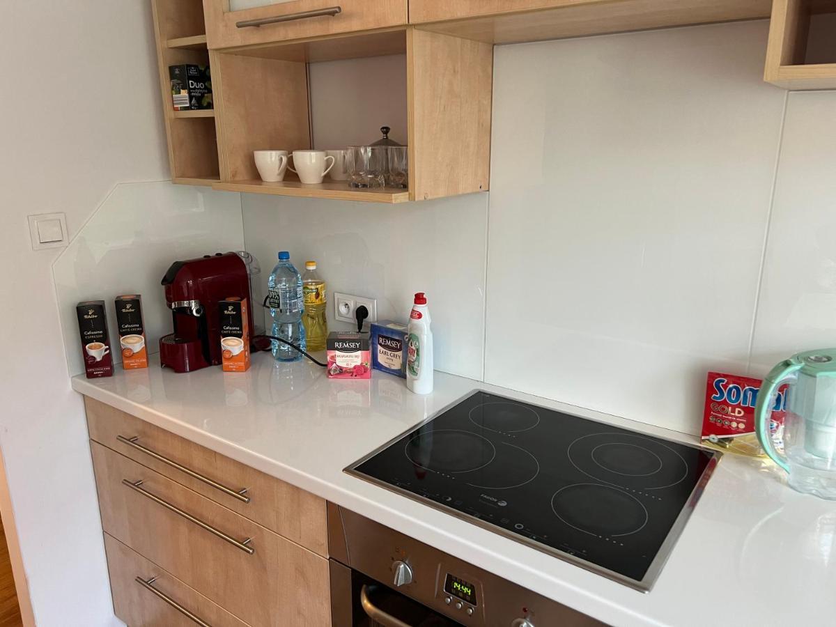 Apartament 3 Pokojowy Z Parkingiem Lejlighed Zabkowice Slaskie Eksteriør billede